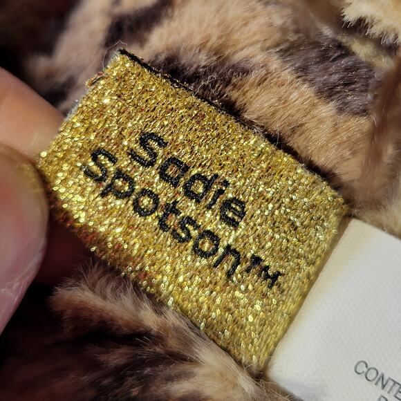 Gund Sadie Spotsam Plush Toy 6" Leopard Sparkle Accents Cat Stuffed Animal - Picture 9 of 11